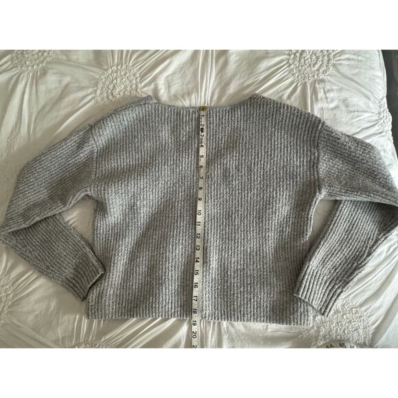 Cabincore Sweater Sz XS Gray V-neck Ribbed Comfy Cozy Winter Top - Picture 11 of 11